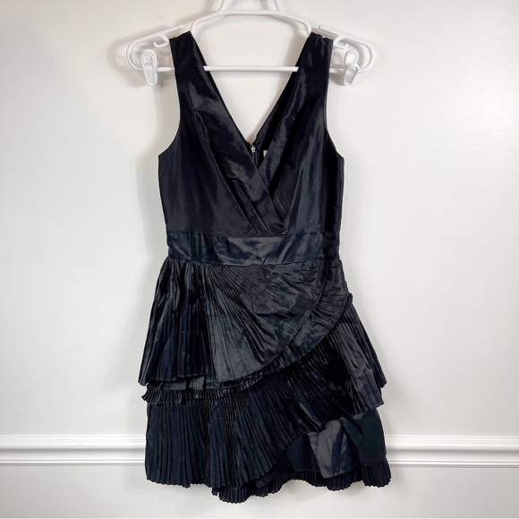 MAX & CLEO Black V-Neck Sleeveless Pleated Ruffle Cocktail Dress - 2 - Picture 1 of 9